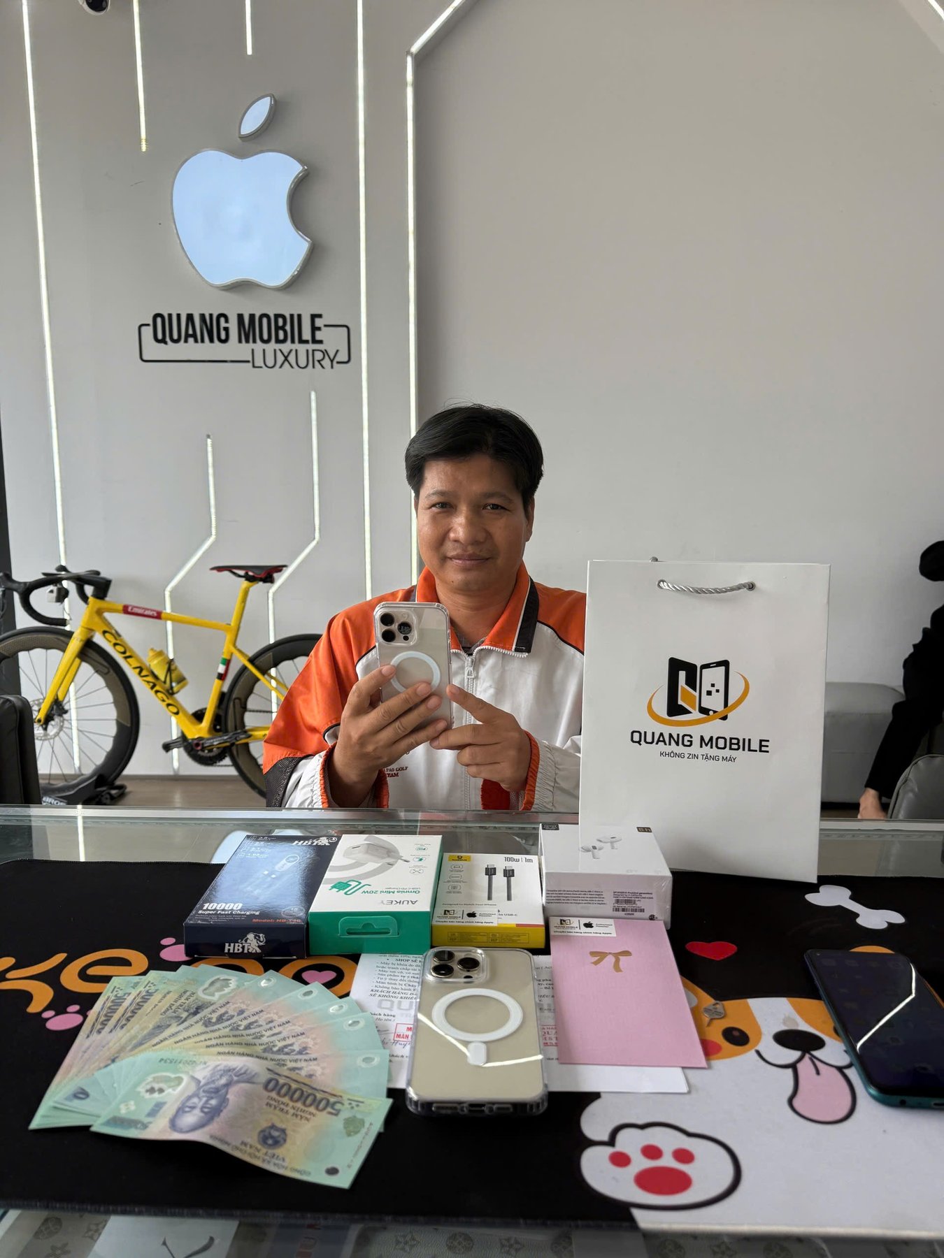 qm khach hang clean 085 085 2026 05 16 P067 z7831662723553 baf90ee70a01a6a01eb162b935d40922
